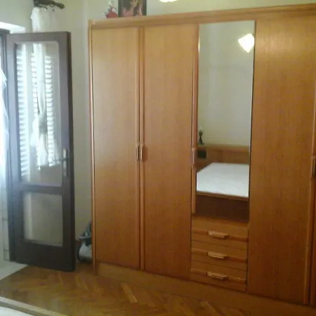 Lozica Apartman *